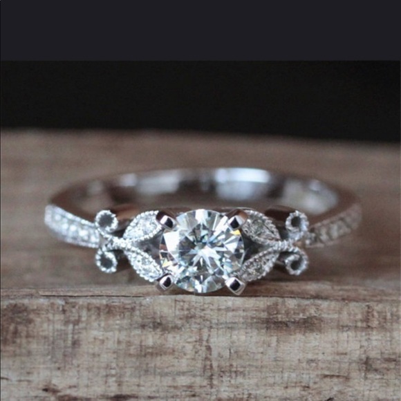 Jewelry - 🌟SIZE 10 LEFT🌟STERLING SILVER VINTAGE FLORAL